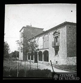 Exterior de un edificio religioso