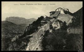 Tarjeta postal del funicular y el Hotel de montaña de Schlern en Bolzano con vista hacia el pico ...