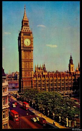 Tarjeta postal a color de vista exterior de la torre del Big Ben en el Palacio de Westminster en ...