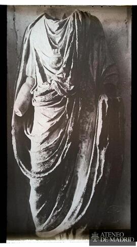 Estatua togada