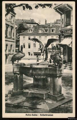 Tarjeta postal de la fuente escultórica Reiherbrunnen en Baden-Baden editada por el Verlag Jul. N...