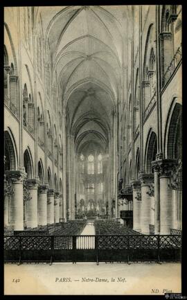 Tarjeta postal de vista interior de la Nave de la Catedral de Notre-Dame de París editada por los...